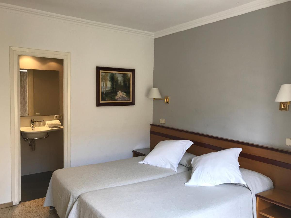 Hostal Can Pou Vidreres Exteriér fotografie