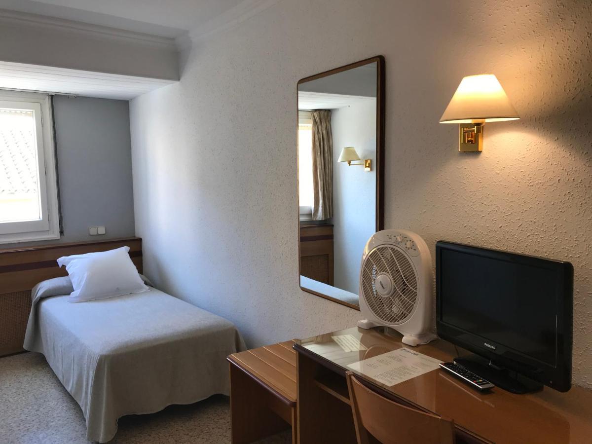 Hostal Can Pou Vidreres Exteriér fotografie