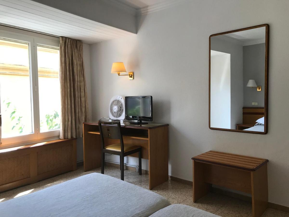 Hostal Can Pou Vidreres Exteriér fotografie